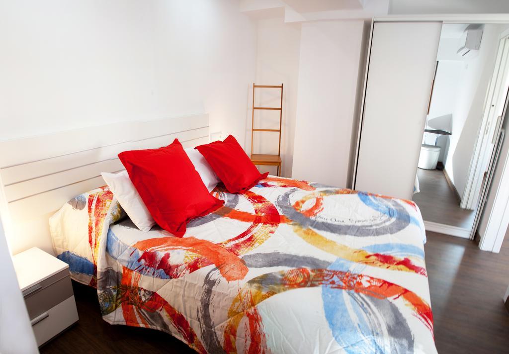 Color Suites 알리칸테 객실 사진